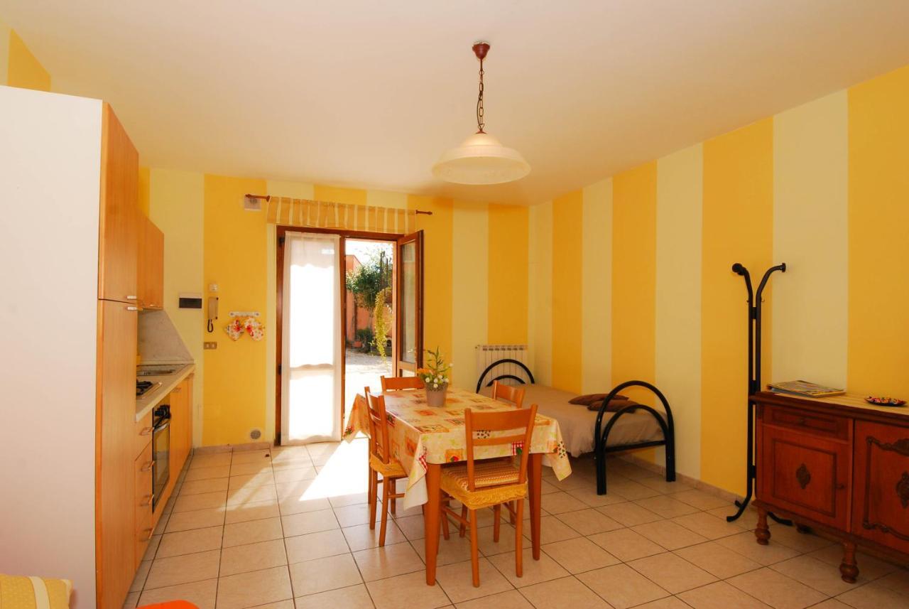 Casa Fiorelli Appartement Passaggio di Assisi Buitenkant foto
